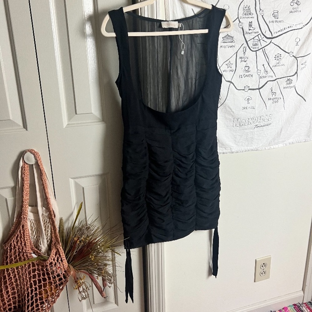 choosy black low top scrunched dress size medium